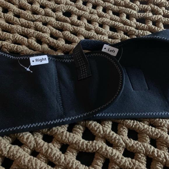 Furtent Black Dog Elbow Brace - Picture 6 of 9